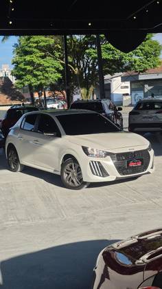 PEUGEOT 208 1.0 TURBO 200 FLEX ALLURE CVT